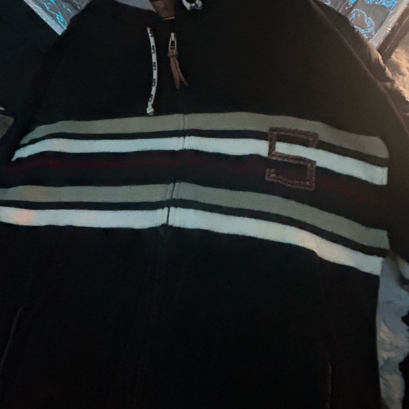 Gently used snoop dog sweater - Picture 5 of 5